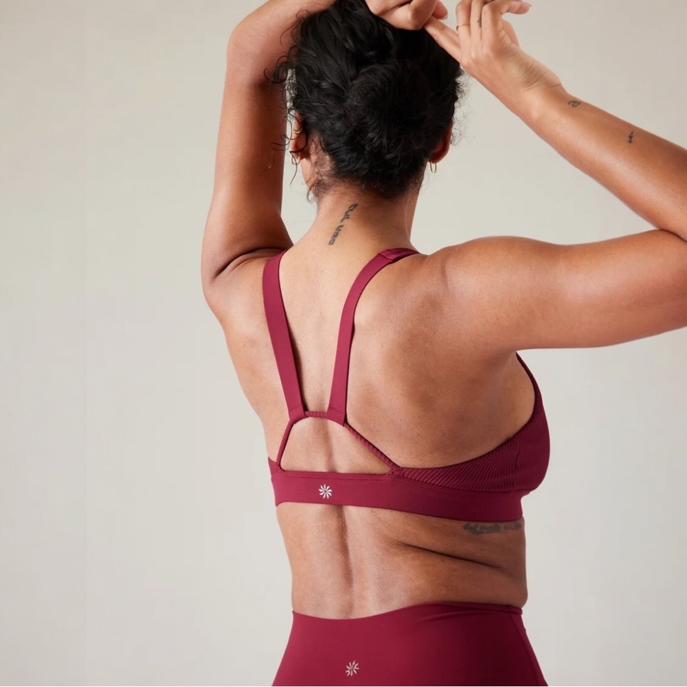 Athleta Exhale Rib Bra D-DD NWT Small